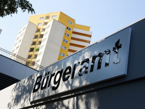 Ein Bürgeramt in Berlin Spandau von Außen